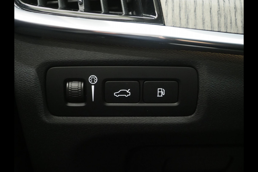Volvo V90 2.0 T6 AWD Inscription | Panoramadak | Leder | Trekhaak | Harman/Kardon | Pilot Assist | HUD | 360