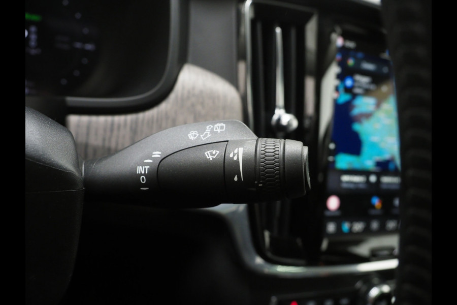 Volvo V90 2.0 T6 AWD Inscription | Panoramadak | Leder | Trekhaak | Harman/Kardon | Pilot Assist | HUD | 360