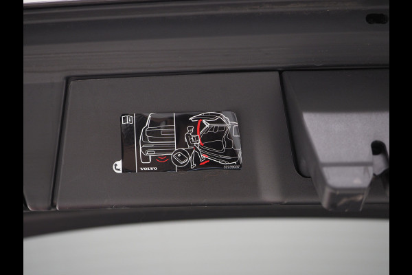 Volvo V90 2.0 T6 AWD Inscription | Panoramadak | Leder | Trekhaak | Harman/Kardon | Pilot Assist | HUD | 360