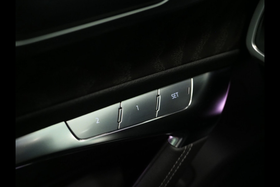 Audi A6 Avant 50 TFSI e quattro | Panoramadak | Leder | B&O Audio | HUD | Adaptive Cruise | Keyless | Sfeerlicht