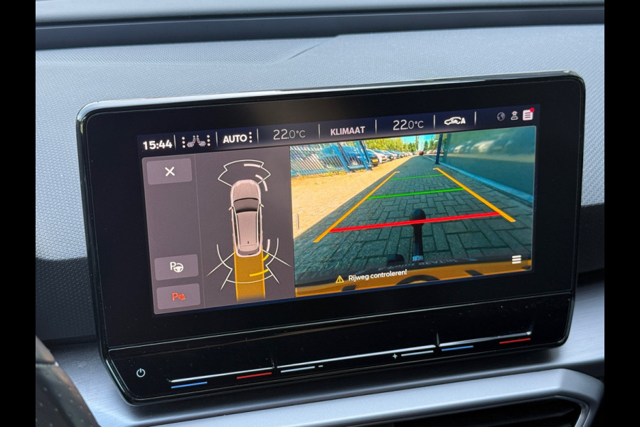 Seat Leon Sportstourer 1.5 eTSI FR Business Intense
