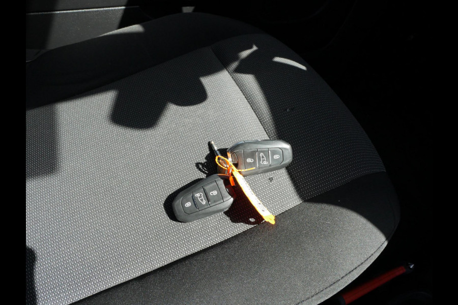 Opel Combo 1.5D 130PK L2 Automaat Airco Keurige auto