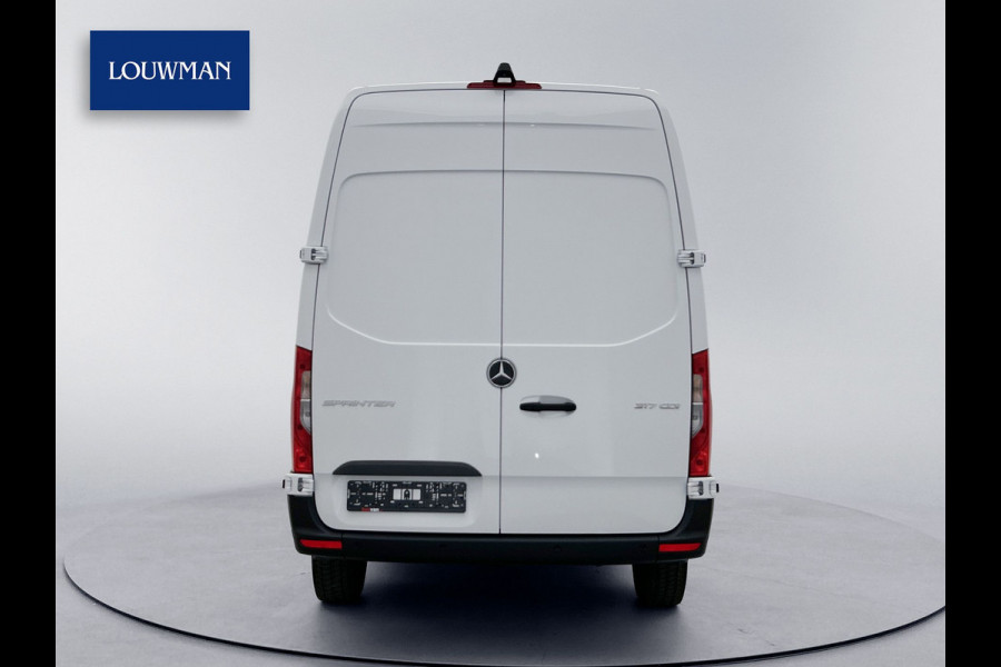 Mercedes-Benz Sprinter 317 1.9 CDI L2H2 Pro Navigatie Geveerde stoel Parkeerpakket Stoelverwarming Betimmering