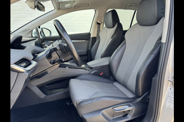 Škoda ENYAQ iV 80 Limited Edition Camera Carplay Navi Stoel en Stuurverwarming Climate Control achter