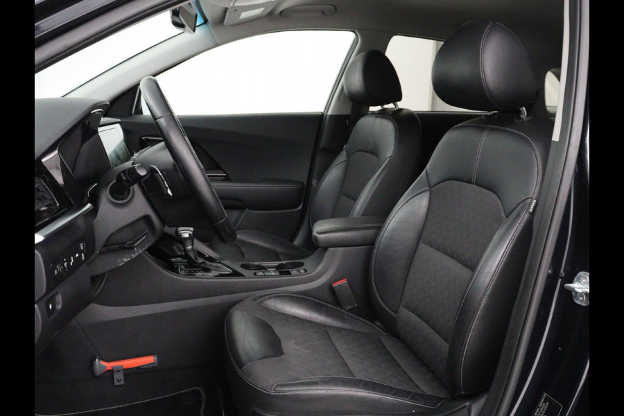 Kia Niro 1.6 GDi Hybrid DynamicPlusLine | Stoelverwarming | Half leder | Adaptive cruise | Carplay | Camera | Navigatie | Stuurverwarming | Keyless | Side Assist | Navigatie | Climate control | Bluetooth