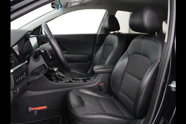 Kia Niro 1.6 GDi Hybrid DynamicPlusLine | Stoelverwarming | Half leder | Adaptive cruise | Carplay | Camera | Navigatie | Stuurverwarming | Keyless | Side Assist | Navigatie | Climate control | Bluetooth