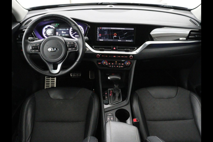 Kia Niro 1.6 GDi Hybrid DynamicPlusLine | Stoelverwarming | Half leder | Adaptive cruise | Carplay | Camera | Navigatie | Stuurverwarming | Keyless | Side Assist | Navigatie | Climate control | Bluetooth