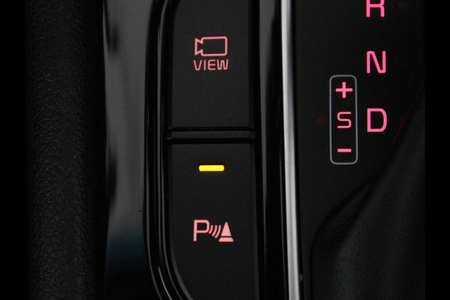 Kia Niro 1.6 GDi Hybrid DynamicPlusLine | Stoelverwarming | Half leder | Adaptive cruise | Carplay | Camera | Navigatie | Stuurverwarming | Keyless | Side Assist | Navigatie | Climate control | Bluetooth