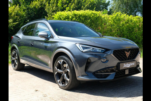 CUPRA Formentor 1.4 e-Hybrid VZ Performance 245PK | Wegklapbare trekhaak | 360 Camera | Adaptive cruise control | Stuur & Stoelverwarming | Memory Seats