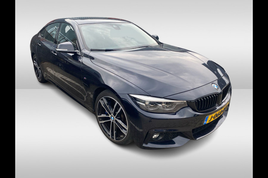 BMW 4 Serie Gran Coupé 430i High Exe. M Sport / Schuifdak / Camera / Head-up / Harman Kardon / 19'' / Leder / Navigatie / Dodehoek / DAB / Stoelverwarming / Cruise Control