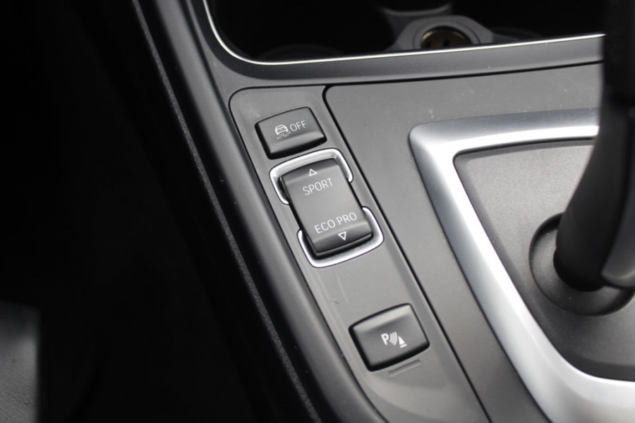 BMW 4 Serie Gran Coupé 430i High Exe. M Sport / Schuifdak / Camera / Head-up / Harman Kardon / 19'' / Leder / Navigatie / Dodehoek / DAB / Stoelverwarming / Cruise Control
