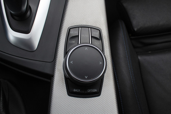 BMW 4 Serie Gran Coupé 430i High Exe. M Sport / Schuifdak / Camera / Head-up / Harman Kardon / 19'' / Leder / Navigatie / Dodehoek / DAB / Stoelverwarming / Cruise Control