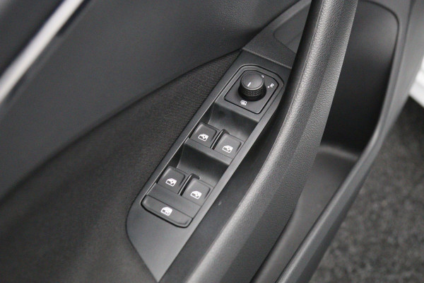Škoda Kamiq 1.0 TSI 110 PK Automaat Ambition, LED, Adap. Cruise Control, Digitale Cockpit