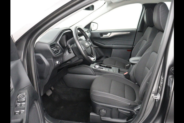Ford Kuga 2.5 PHEV Titanium | SOH 85,6% | Trekhaak | Stoelverwarming | Camera | Adaptive cruise | Side Assist | Navigatie | Achterbankverwarming | Keyless | Carplay | Plug In