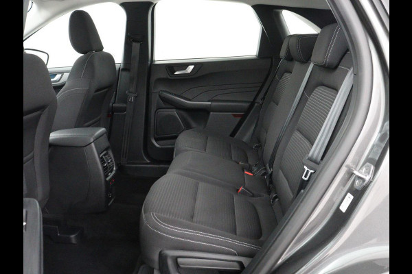 Ford Kuga 2.5 PHEV Titanium | SOH 85,6% | Trekhaak | Stoelverwarming | Camera | Adaptive cruise | Side Assist | Navigatie | Achterbankverwarming | Keyless | Carplay | Plug In