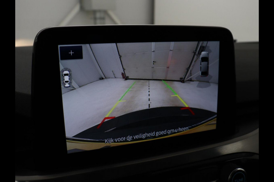 Ford Kuga 2.5 PHEV Titanium | SOH 85,6% | Trekhaak | Stoelverwarming | Camera | Adaptive cruise | Side Assist | Navigatie | Achterbankverwarming | Keyless | Carplay | Plug In