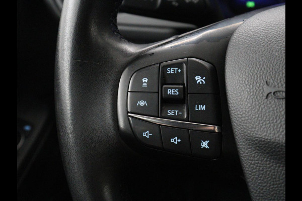 Ford Kuga 2.5 PHEV Titanium | SOH 85,6% | Trekhaak | Stoelverwarming | Camera | Adaptive cruise | Side Assist | Navigatie | Achterbankverwarming | Keyless | Carplay | Plug In