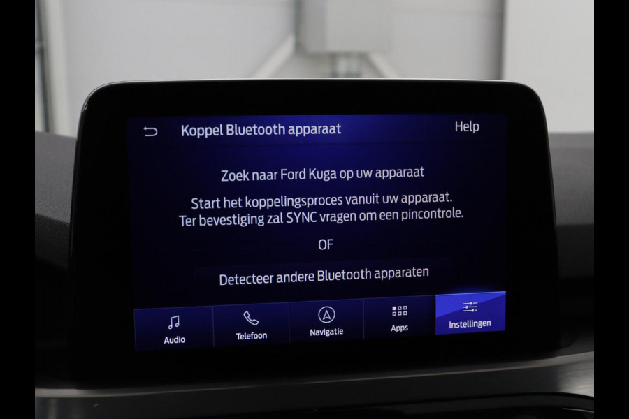 Ford Kuga 2.5 PHEV Titanium | SOH 85,6% | Trekhaak | Stoelverwarming | Camera | Adaptive cruise | Side Assist | Navigatie | Achterbankverwarming | Keyless | Carplay | Plug In