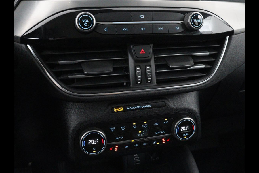 Ford Kuga 2.5 PHEV Titanium | SOH 85,6% | Trekhaak | Stoelverwarming | Camera | Adaptive cruise | Side Assist | Navigatie | Achterbankverwarming | Keyless | Carplay | Plug In