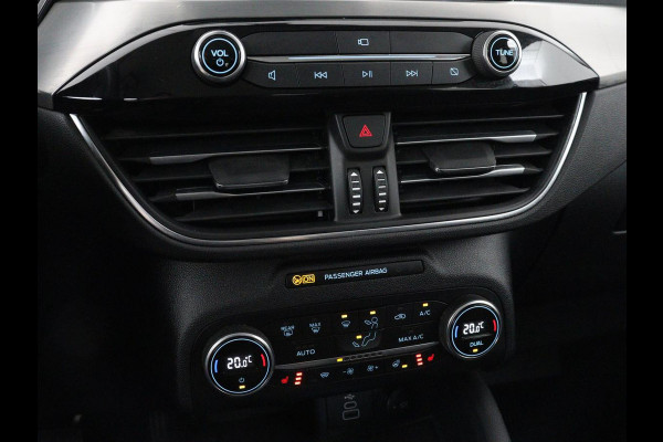 Ford Kuga 2.5 PHEV Titanium | SOH 85,6% | Trekhaak | Stoelverwarming | Camera | Adaptive cruise | Side Assist | Navigatie | Achterbankverwarming | Keyless | Carplay | Plug In