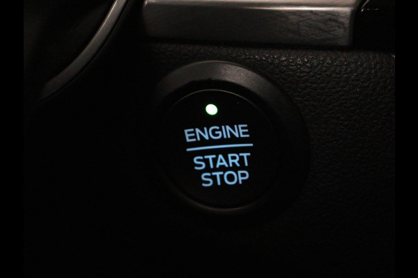 Ford Kuga 2.5 PHEV Titanium | SOH 85,6% | Trekhaak | Stoelverwarming | Camera | Adaptive cruise | Side Assist | Navigatie | Achterbankverwarming | Keyless | Carplay | Plug In