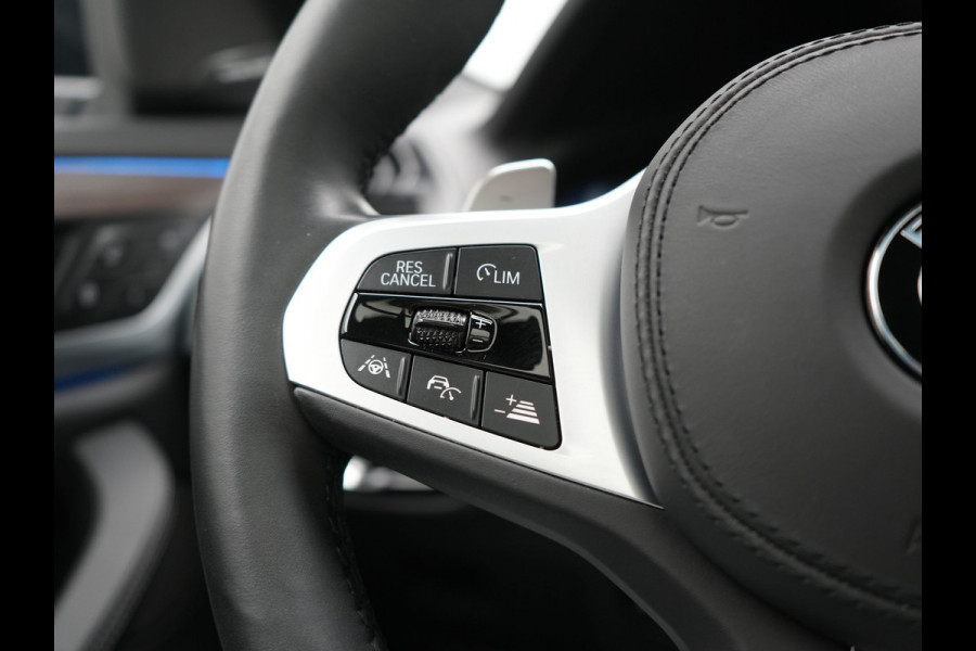 BMW X3 xDrive30e M Sport PHEV 293pk Dealer O.H. | Trekhaak Af Fabriek | Panodak | Head Up | Adaptive Cruise | 360 Camera | Harman / Kardon | Adaptief Onderstel | Lederen Sportstoelen Memory & Verwarmd | Keyless | Blis | Sfeerverlichting |  Plug In Hybrid |