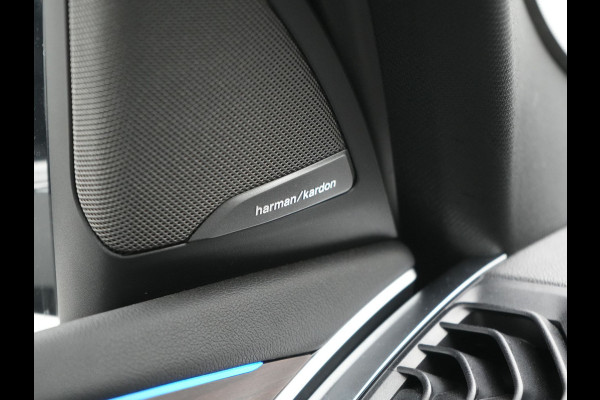 BMW X3 xDrive30e M Sport PHEV 293pk Dealer O.H. | Trekhaak Af Fabriek | Panodak | Head Up | Adaptive Cruise | 360 Camera | Harman / Kardon | Adaptief Onderstel | Lederen Sportstoelen Memory & Verwarmd | Keyless | Blis | Sfeerverlichting |  Plug In Hybrid |