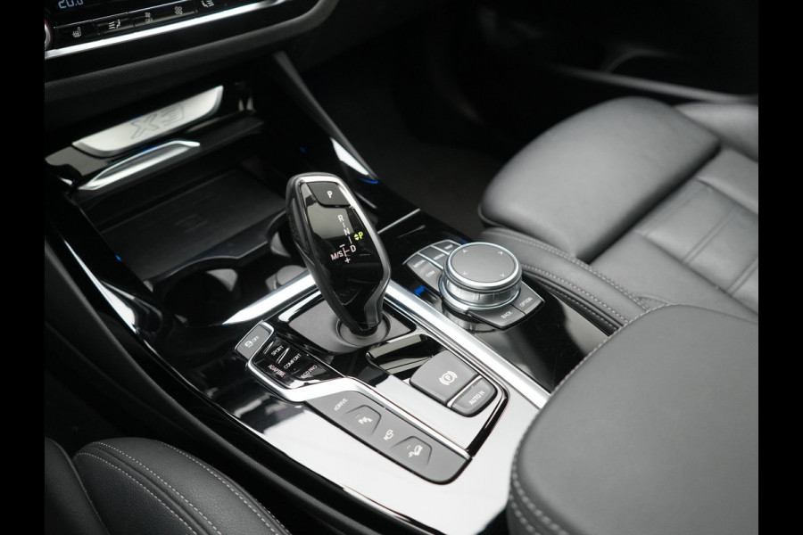BMW X3 xDrive30e M Sport PHEV 293pk Dealer O.H. | Trekhaak Af Fabriek | Panodak | Head Up | Adaptive Cruise | 360 Camera | Harman / Kardon | Adaptief Onderstel | Lederen Sportstoelen Memory & Verwarmd | Keyless | Blis | Sfeerverlichting |  Plug In Hybrid |