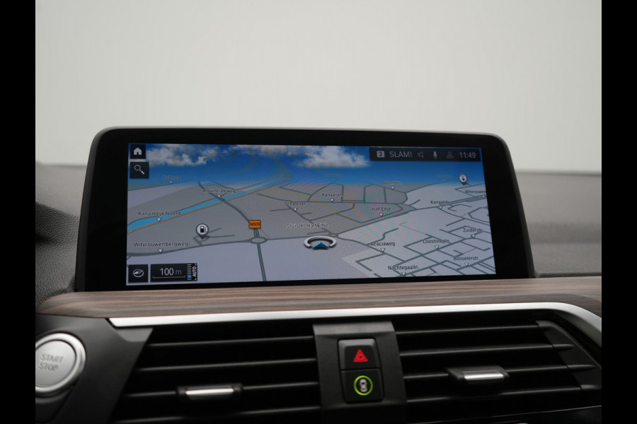 BMW X3 xDrive30e M Sport PHEV 293pk Dealer O.H. | Trekhaak Af Fabriek | Panodak | Head Up | Adaptive Cruise | 360 Camera | Harman / Kardon | Adaptief Onderstel | Lederen Sportstoelen Memory & Verwarmd | Keyless | Blis | Sfeerverlichting |  Plug In Hybrid |