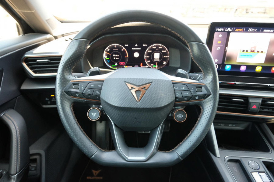 CUPRA Formentor 1.4 e-Hybrid VZ Performance 245PK | Wegklapbare trekhaak | 360 Camera | Adaptive cruise control | Stuur & Stoelverwarming | Memory Seats