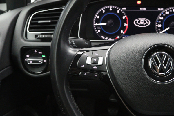 Volkswagen Golf Variant 1.5 TSI 150 PK R-Line Highline BNS, Trekhaak, Digitale Cockpit, LED, Camera, Stoelverwarming, Camera