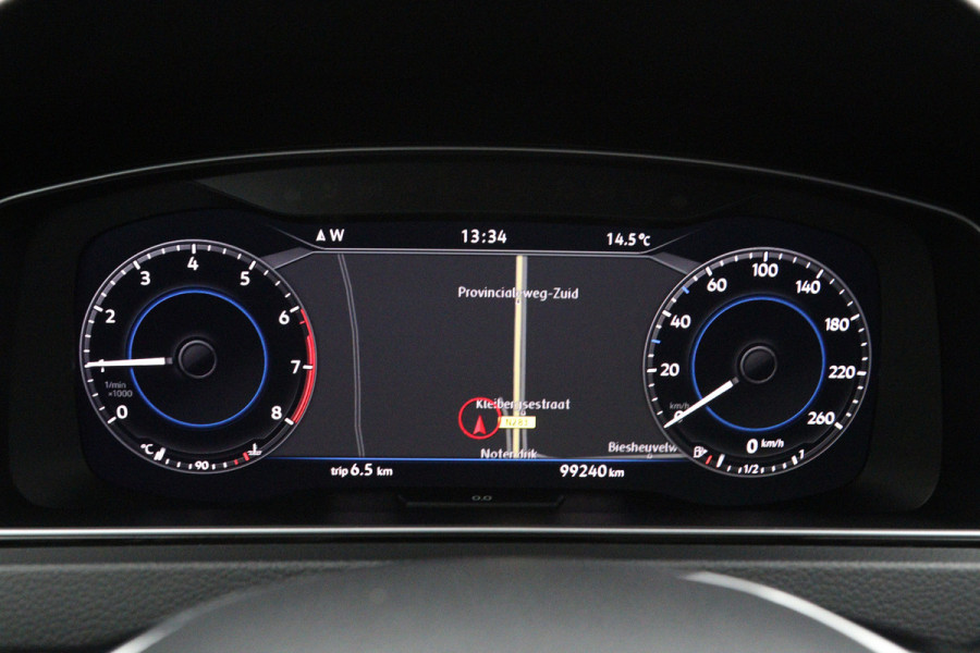 Volkswagen Golf Variant 1.5 TSI 150 PK R-Line Highline BNS, Trekhaak, Digitale Cockpit, LED, Camera, Stoelverwarming, Camera