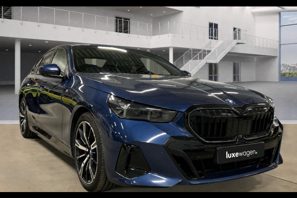 BMW 5 Serie 550e xDrive M-Sport Pro B&W Trekh Prof-onderstel 20inch