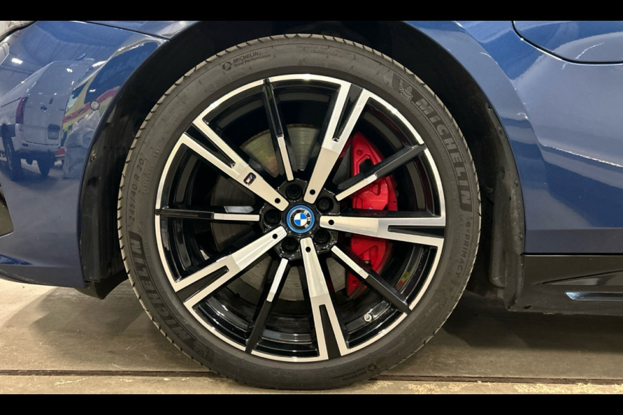 BMW 5 Serie 550e xDrive M-Sport Pro B&W Trekh Prof-onderstel 20inch