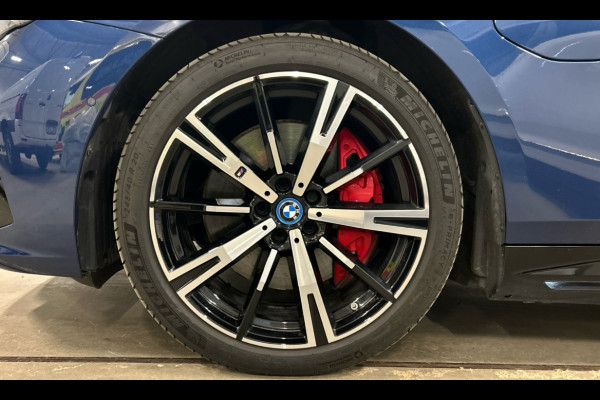 BMW 5 Serie 550e xDrive M-Sport Pro B&W Trekh Prof-onderstel 20inch