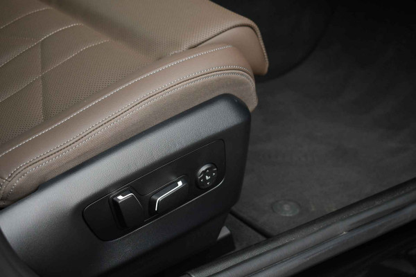 BMW 5 Serie 550e xDrive M-Sport Pro B&W Trekh Prof-onderstel 20inch