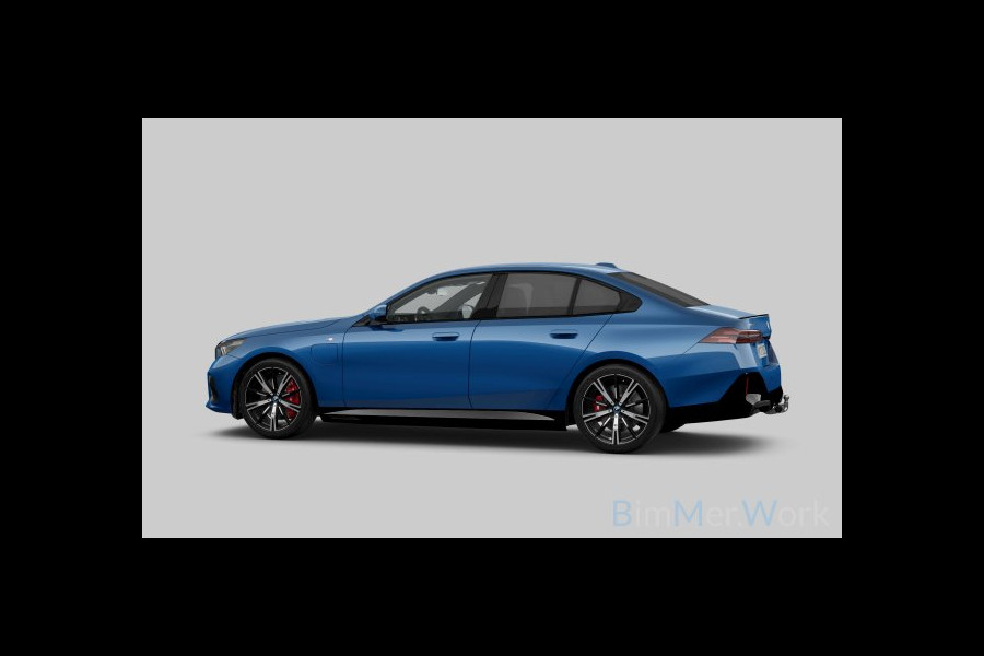 BMW 5 Serie 550e xDrive M-Sport Pro B&W Trekh Prof-onderstel 20inch