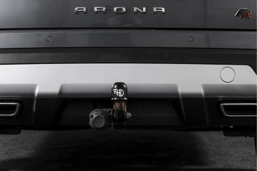 Seat Arona 1.0 TSI 116 PK FR | Cruise | PDC | Camera | ECC | Trekhaak | LM 17" |