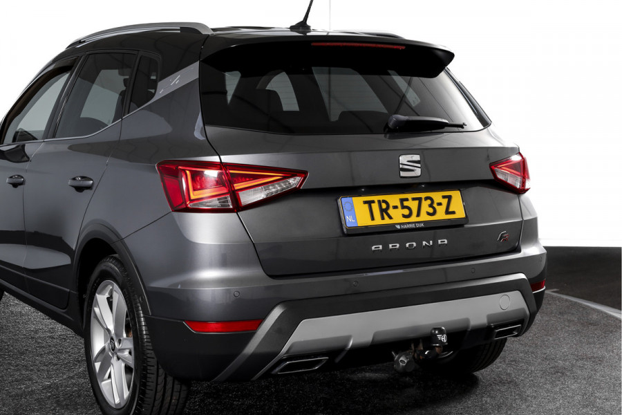 Seat Arona 1.0 TSI 116 PK FR | Cruise | PDC | Camera | ECC | Trekhaak | LM 17" |
