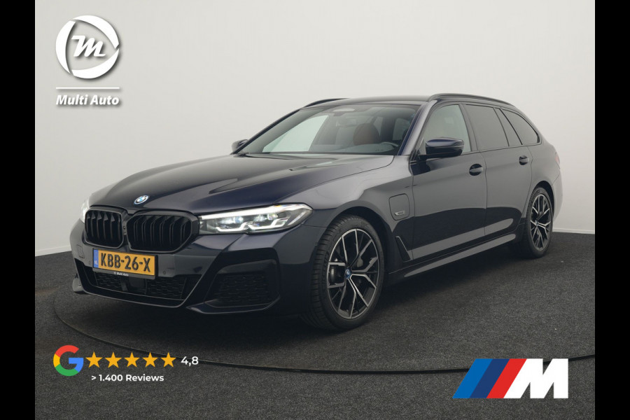 BMW 5 Serie Touring 530e M Sport PHEV 293pk Dealer O.H | Trekhaak af fabriek | Adaptive Cruise | 19"L.M | Lederen Sportstoelen Verwarmd | Camera & Parkassist | Apple Carplay | Sfeerverlichting | Plug in Hybrid