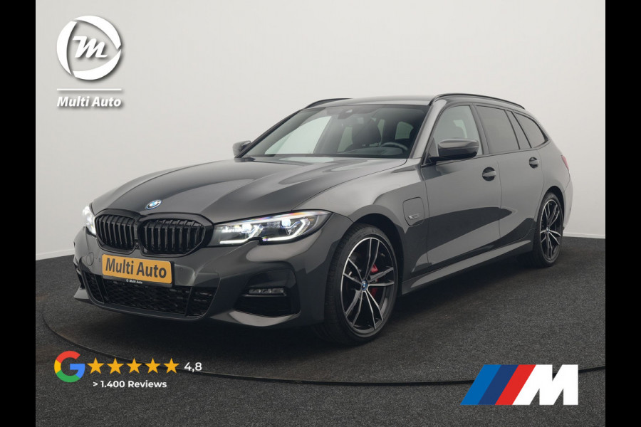 BMW 3 Serie Touring 330e M Sport PHEV 293pk Dealer O.H. Dravitgrau | Head Up | Camera | Laser LED | Sfeerverlichting | Lederen Sportstoelen & Stuur Verwarmd | Apple Carplay | Keyless | Blis | 19"L.M | Virtual | Navigatie | DAB | Plug In Hybrid |