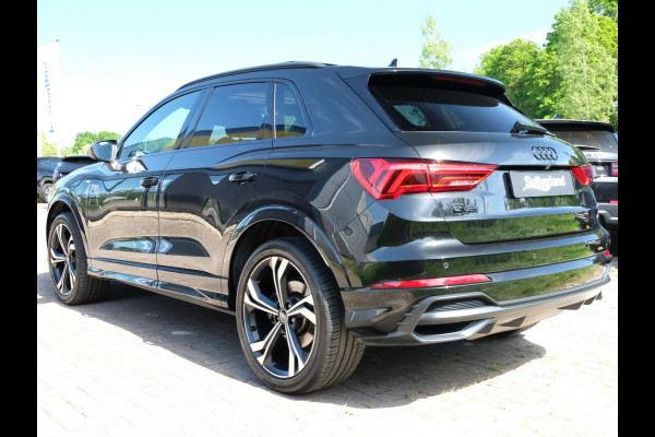 Audi Q3 Sportback 45 TFSI e S Edition 245 PK | Panoramadak |  Sonos | Camera | Alcantara bekleding | Stoelverwarming