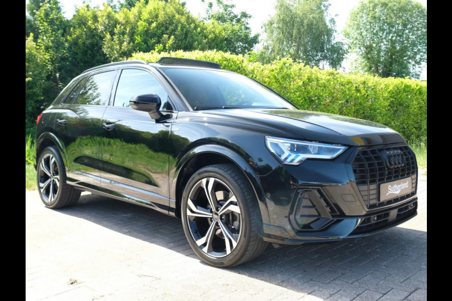 Audi Q3 Sportback 45 TFSI e S Edition 245 PK | Panoramadak |  Sonos | Camera | Alcantara bekleding | Stoelverwarming