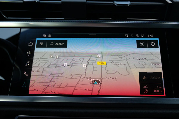 Audi Q3 Sportback 45 TFSI e S Edition 245 PK | Panoramadak |  Sonos | Camera | Alcantara bekleding | Stoelverwarming