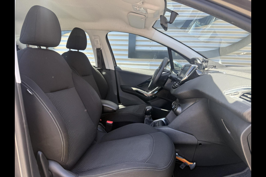 Peugeot 208 1.2 PureTech Blue Lion Navi|Carplay|Airco|Cruise|PDC|N.A.P|APK tot 09-2026