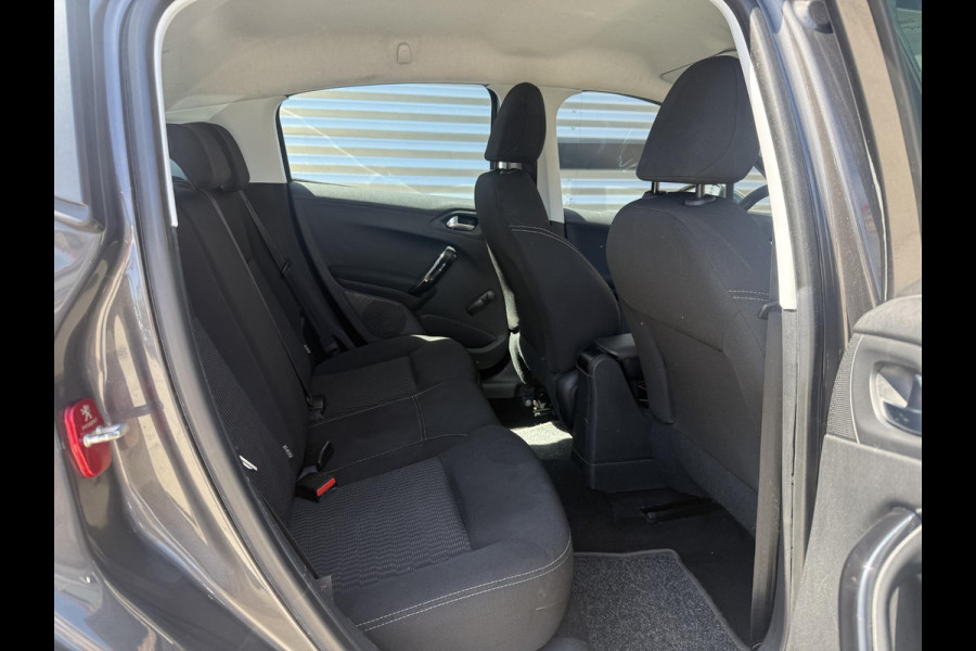 Peugeot 208 1.2 PureTech Blue Lion Navi|Carplay|Airco|Cruise|PDC|N.A.P|APK tot 09-2026
