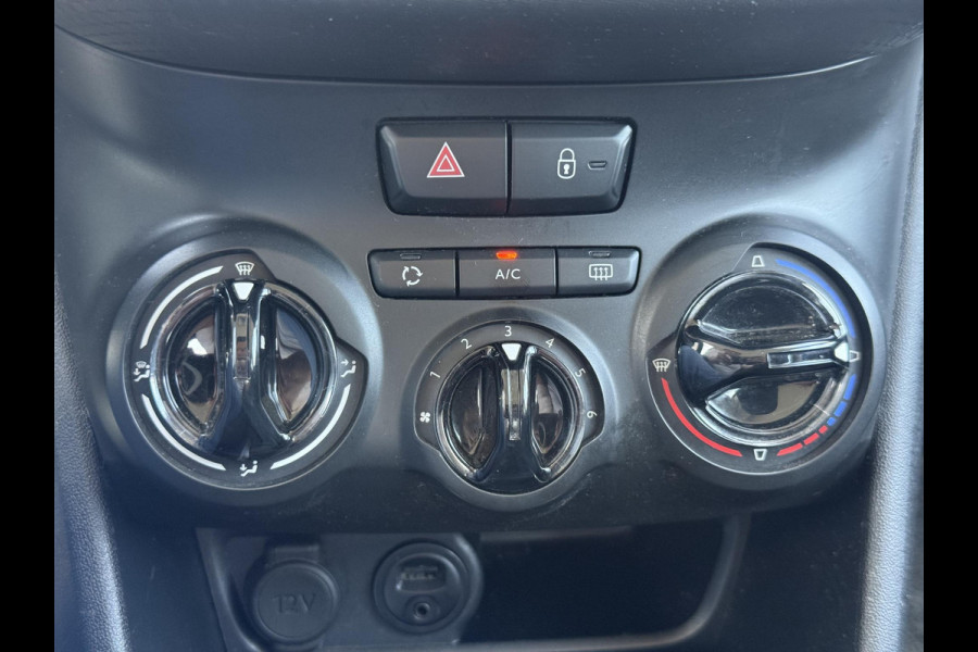 Peugeot 208 1.2 PureTech Blue Lion Navi|Carplay|Airco|Cruise|PDC|N.A.P|APK tot 09-2026