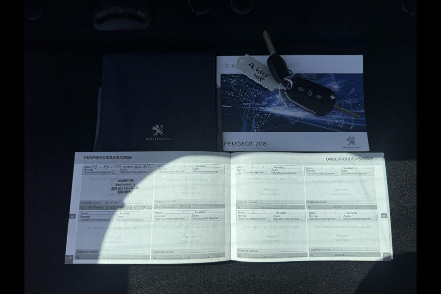 Peugeot 208 1.2 PureTech Blue Lion Navi|Carplay|Airco|Cruise|PDC|N.A.P|APK tot 09-2026