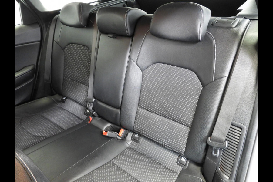 Kia Ceed Sportswagon 1.6 GDI PHEV Plug-In DynamicPlusLine TREKH./NAVI/CAMERA/MEMORY/LED/16"LMV!