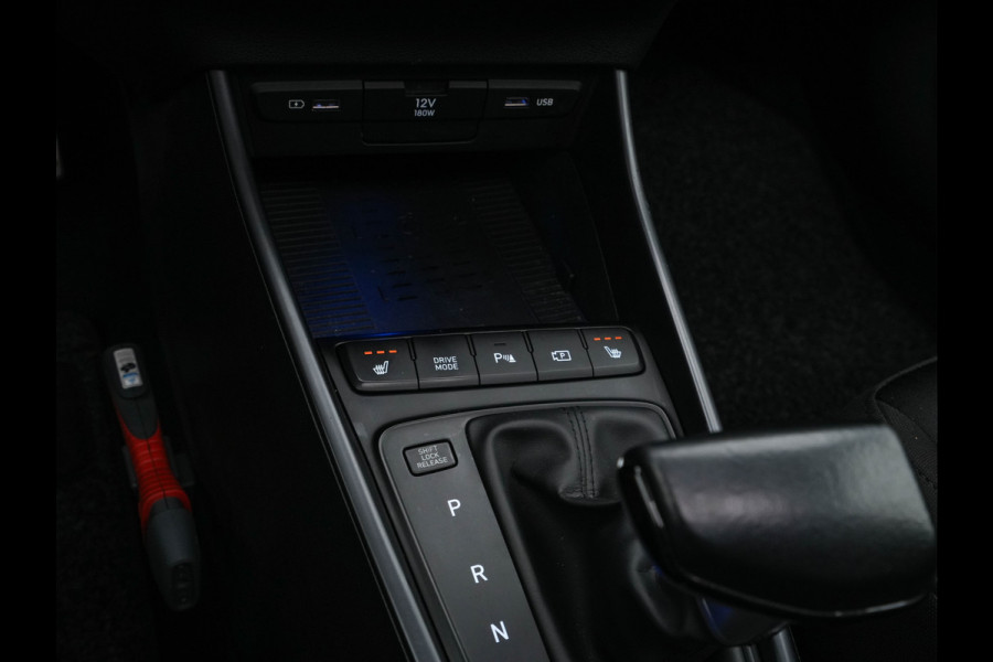 Hyundai Bayon 1.0 T-GDI Premium Sky (INCL.BTW) *PANO | ADAPTIVE-CRUISE | FULL-LED | BOSE-SOUND | BLINDSPOT | DIGI-COCKPIT | HEATED-SPORTSEATS | CAMERA | DAB | KEYLESS | PRIVACY-GLASS | 16''ALU | TOWBAR*